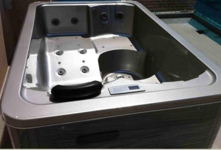 Гидромассажный бассейн Sunrans SR807